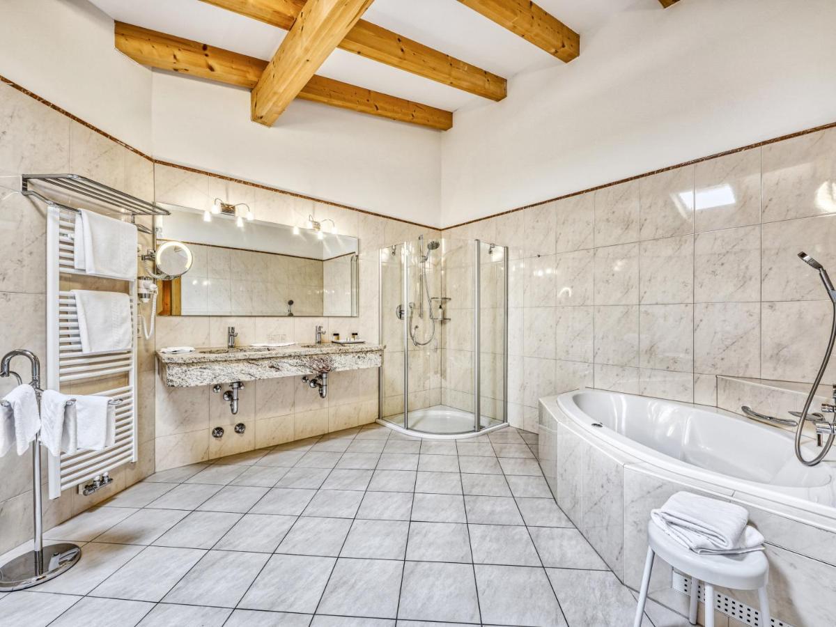 Hotel Traubenheim Tirolo Ngoại thất bức ảnh